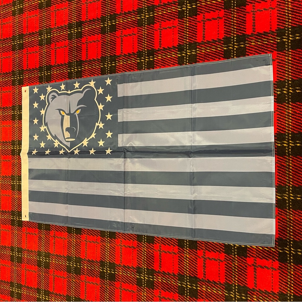 Brand new Memphis Grizzlies banner flag